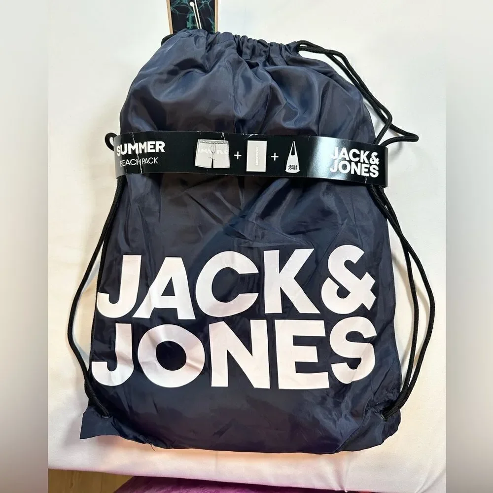 NWT Jacks & Jones Men’s Beach Pack Blue Athletic Shorts Beach Towel Backpack - M